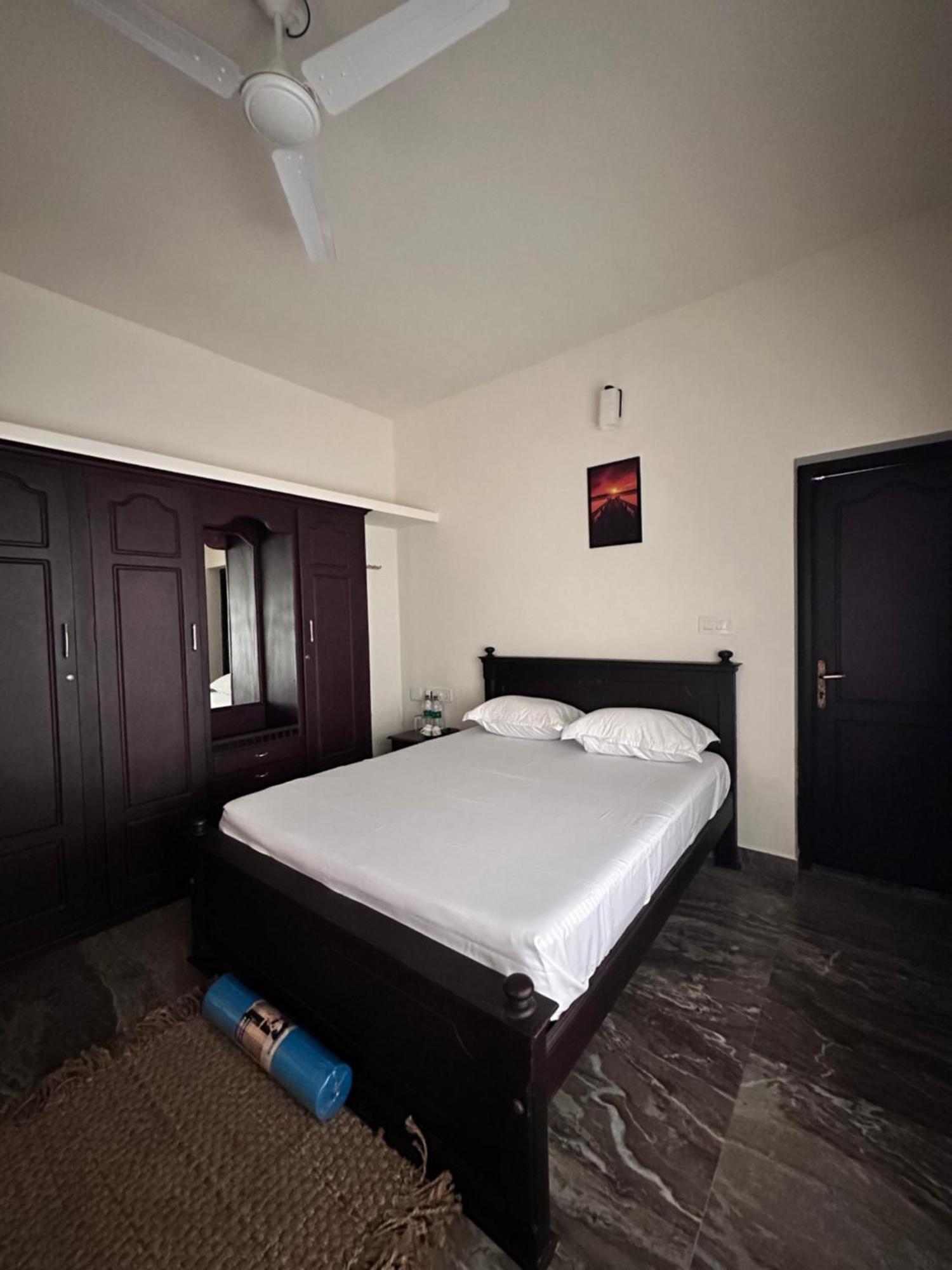 Daffodils Inn Alappuzha Extérieur photo